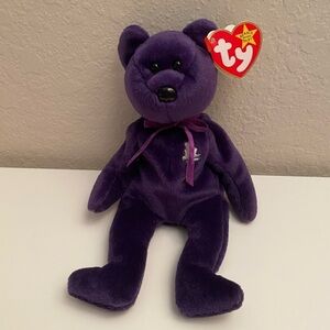 Retired 1997 Princess beanie baby